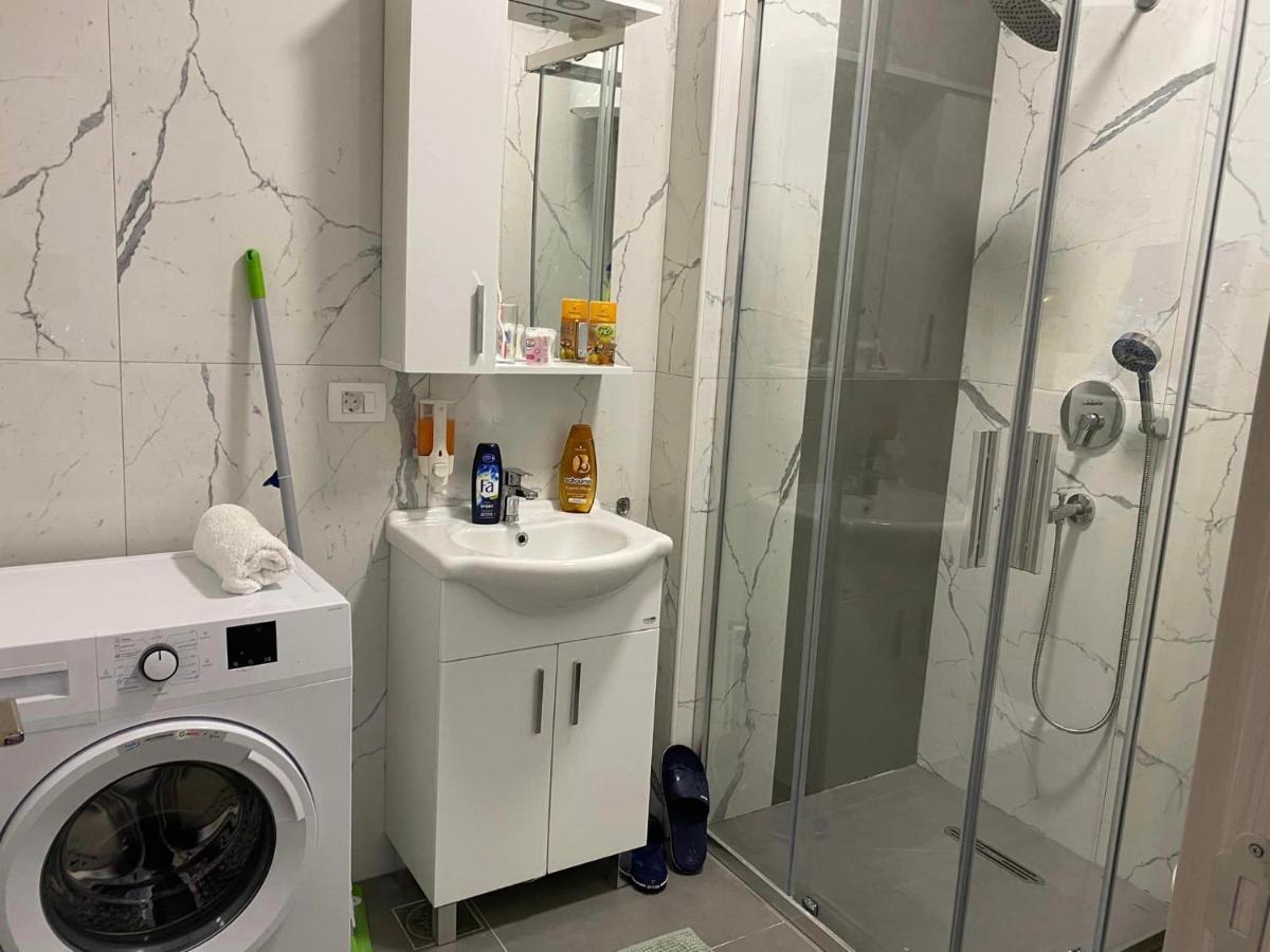 Ulcinj Apartments *